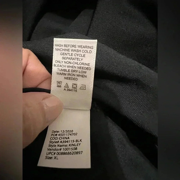 LOGO by Lori Goldstein XL Women’s Long Sleeve Black Dress with pockets- pristine - Picture 10 of 10